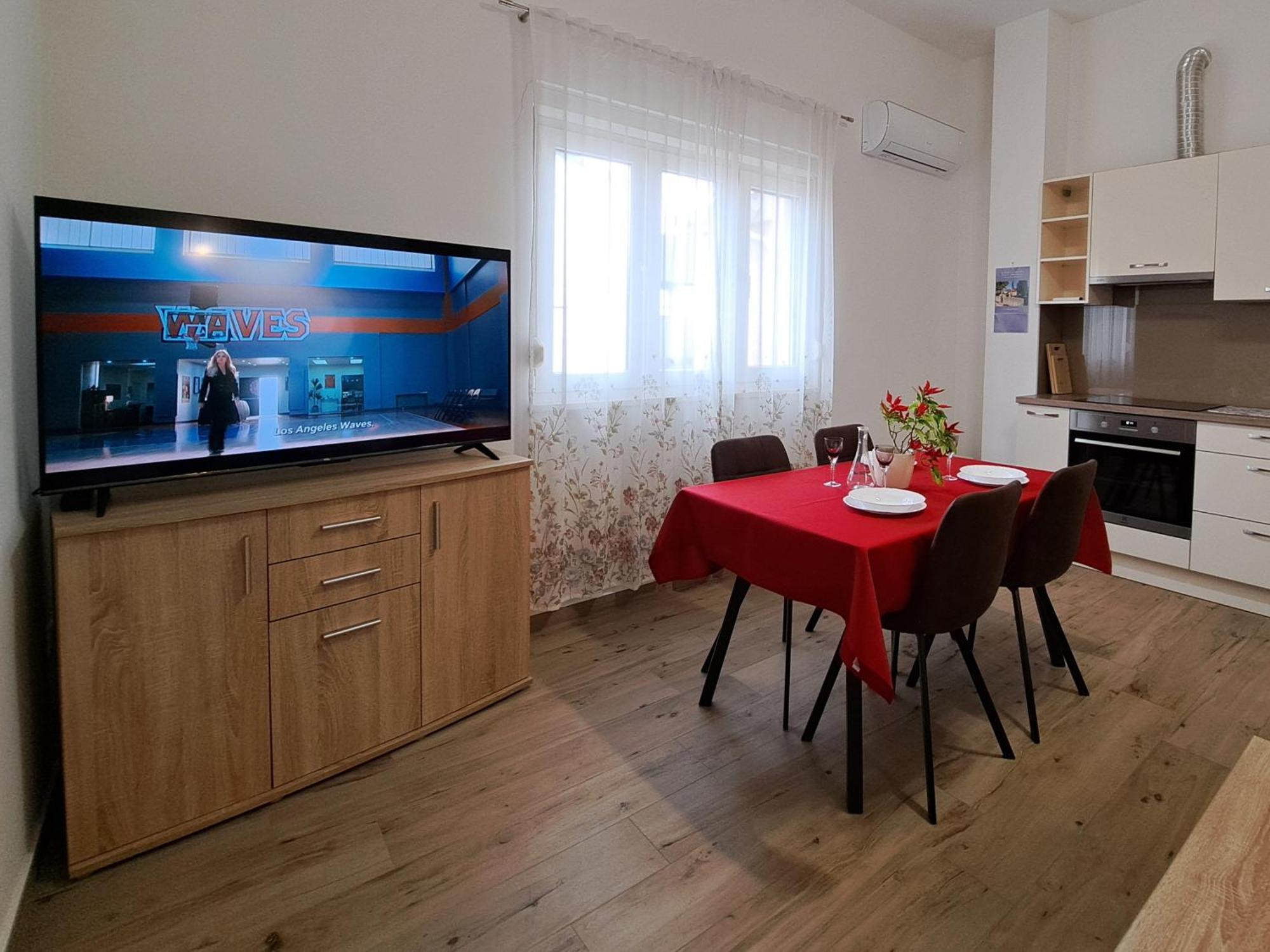 Holiday Apartman คาชเตลา ภายนอก รูปภาพ